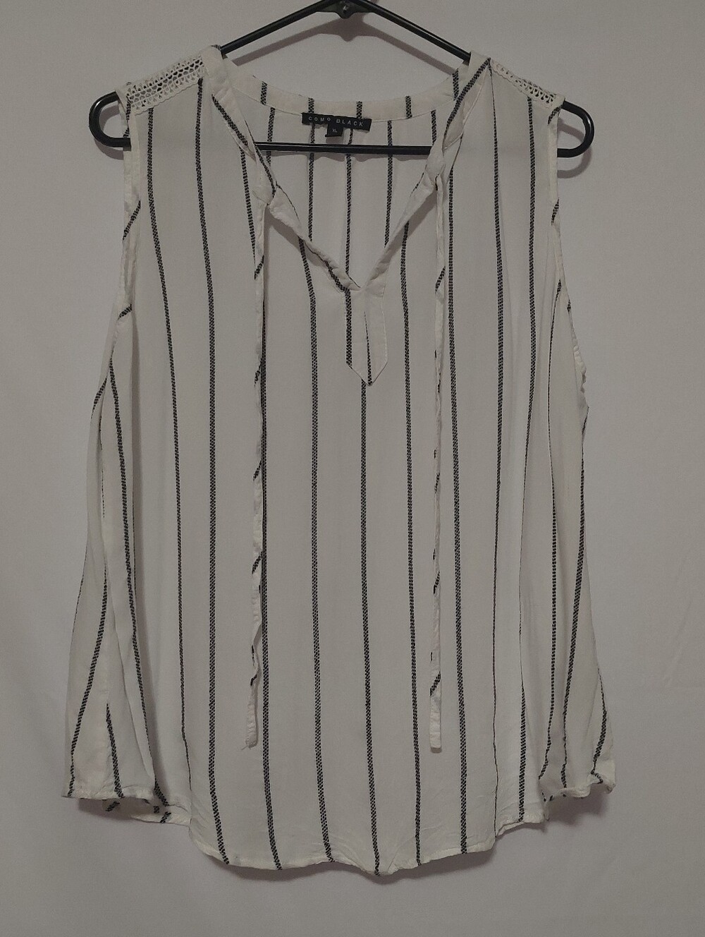 Como Black Blouse